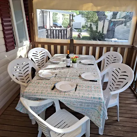 Camping Mobile Chic *